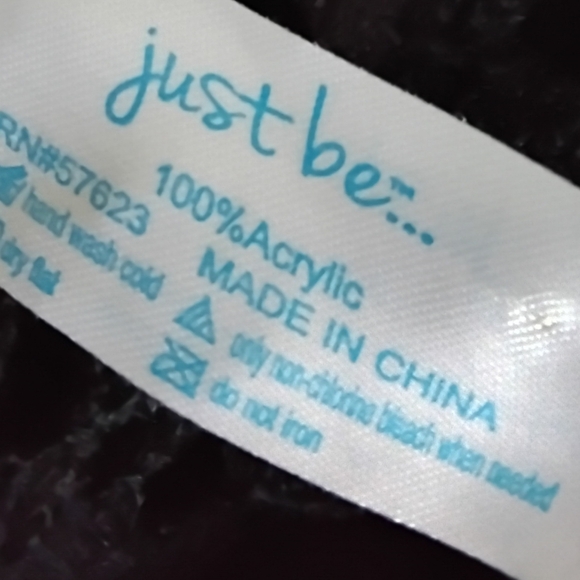 Shawl - Picture 4 of 4